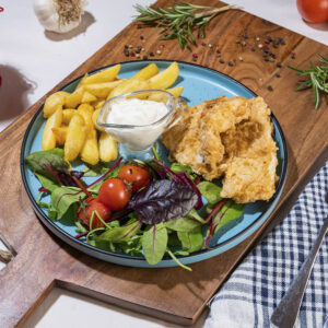 Fish and Chips cu sos remoulade